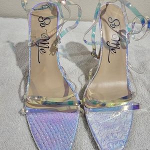 Women's iridescent trapped heels